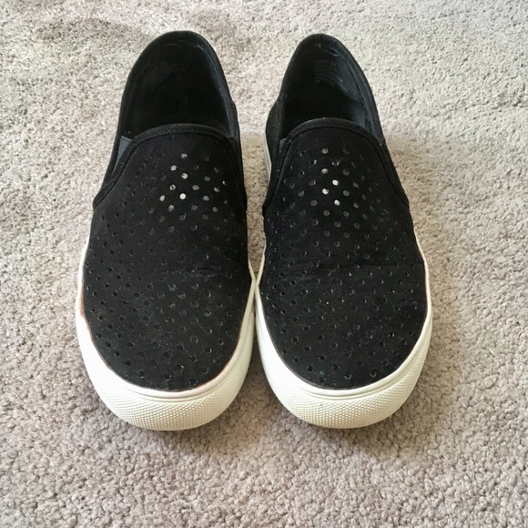 steve madden owen slip on sneaker